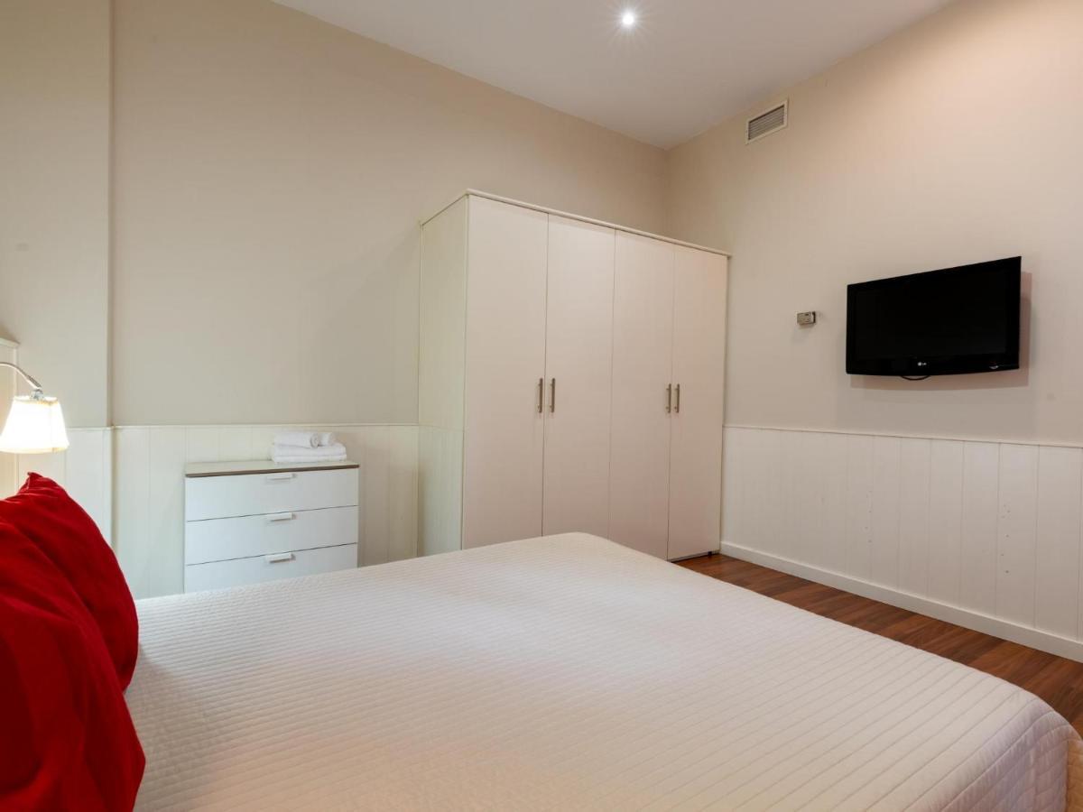Apartament Holi-Rent Lumbreras Sewilla Zewnętrze zdjęcie