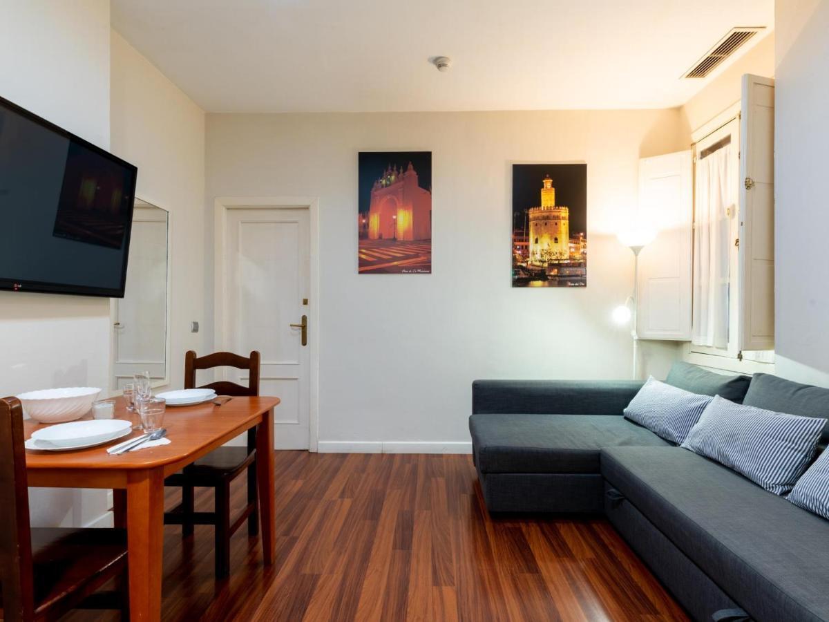 Apartament Holi-Rent Lumbreras Sewilla Zewnętrze zdjęcie